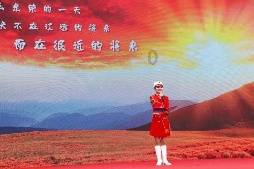 「探索奇妙世界,尽在她天生丰满迷人,与黄晓明蜜恋3年,有多少事,你还不知道?蜗牛问答」