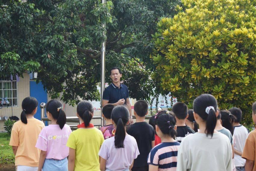 虫虫助手下载
